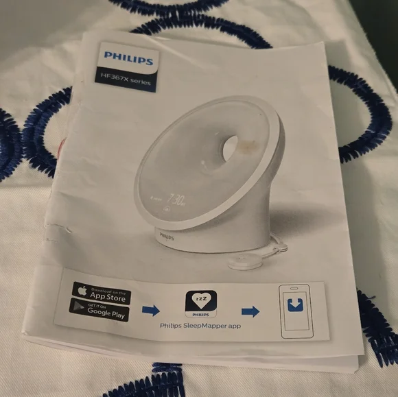Philips SmartSleep HF3670 Smartphone Enabled Sleep and Wake-Up Smart Light - Picture 7 of 10
